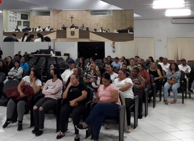 Matérias que movimentaram a Sessão da Câmara nesta segunda-feira, 10 de abril.